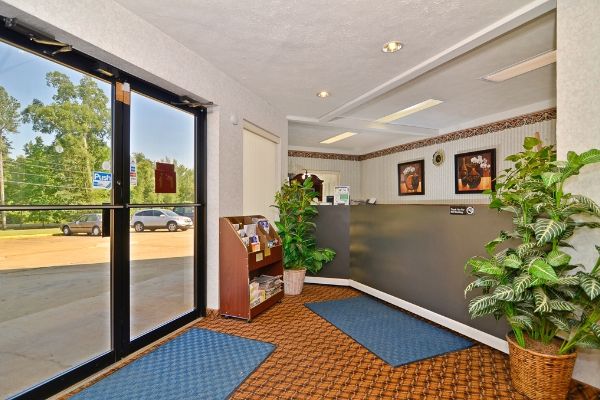 Americas Best Value Inn (Brandon)